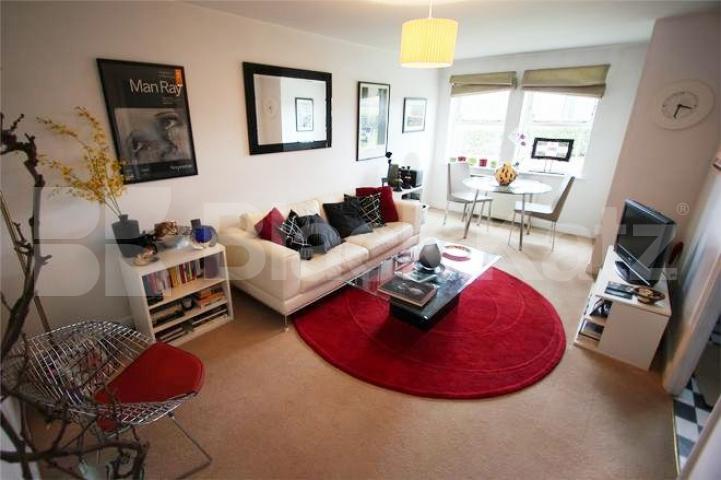 			UNDER OFFER , 1 Bedroom, 1 bath, 1 reception Apartment			 John Archer Way , Wandsworth/Clapham Junction 